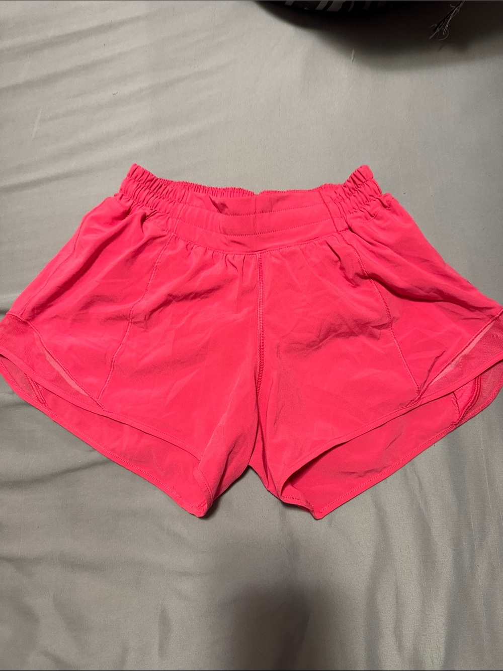 Lululemon Hotty Hot Low-Rise Shorts 4”